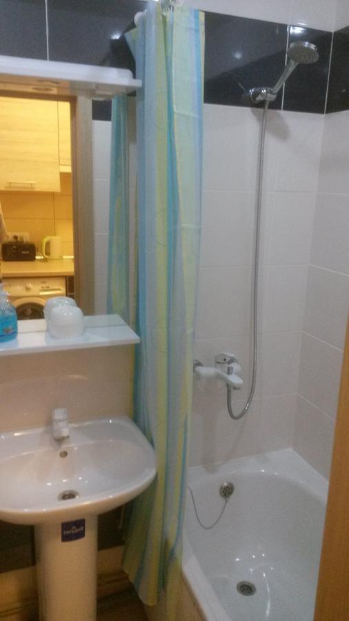 Apartments Darvina 20, Апартаменты На Улдарвина Дом 20 คาร์คิฟ ภายนอก รูปภาพ